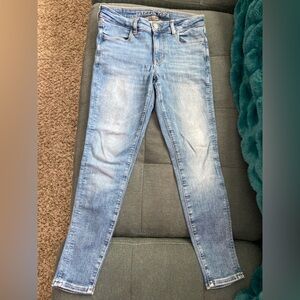 American Eagle Outfitters Light Blue Skinny Jeans